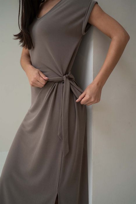 Zusss basic jurk met strikdetail leem