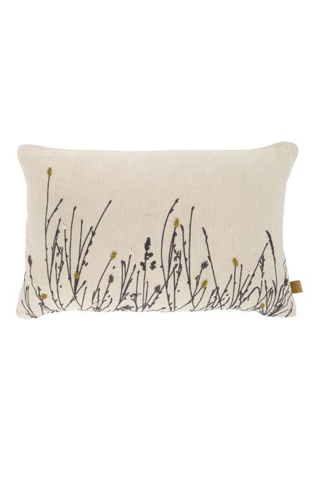 Zusss kussen bloemen silhouet borduur 50x30 cm zand